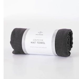 Halfmoon gripster mat towel